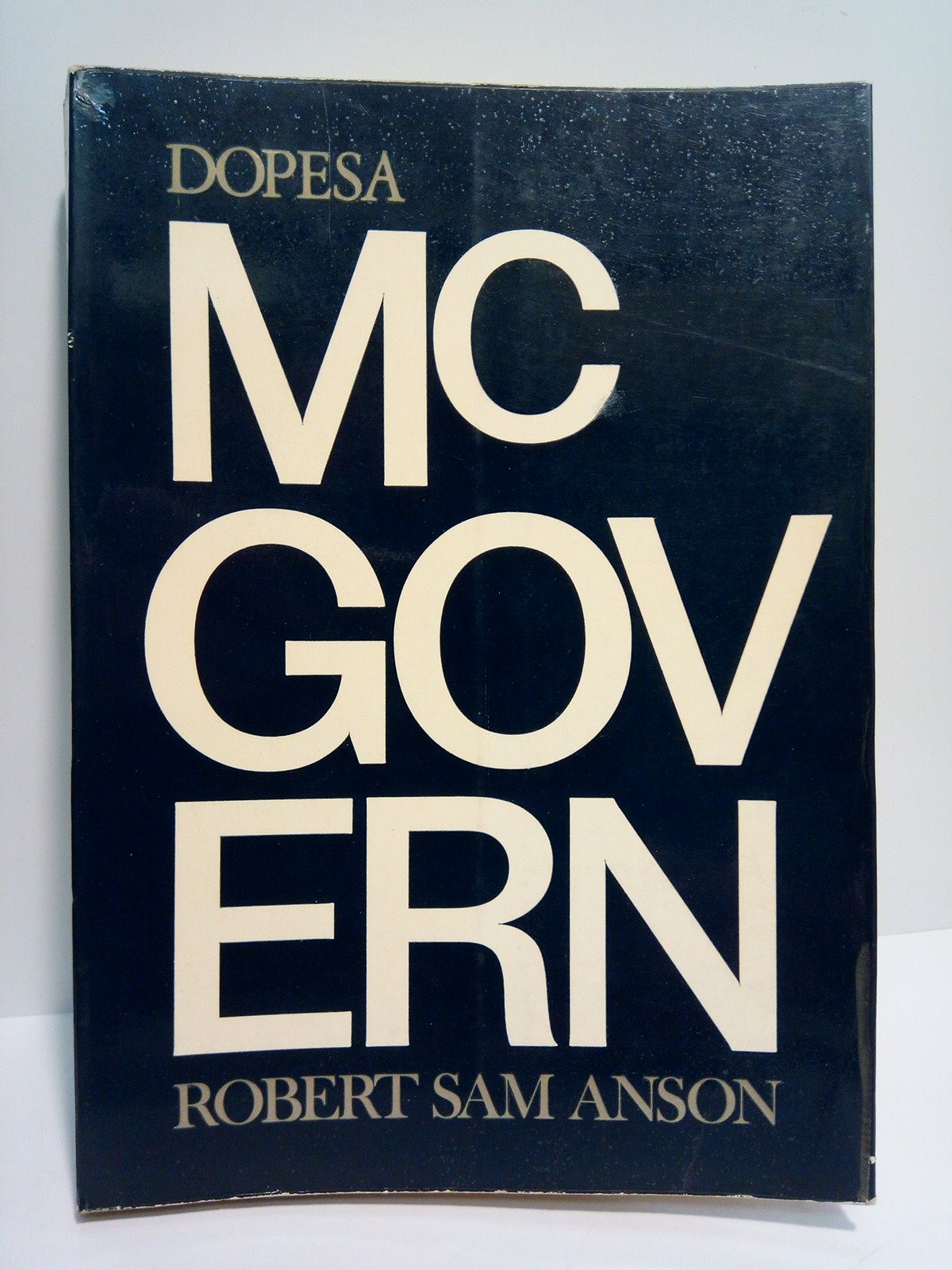 SAM ANSON, Robert - McGovern /  Eplogo de E. Haro Teglen