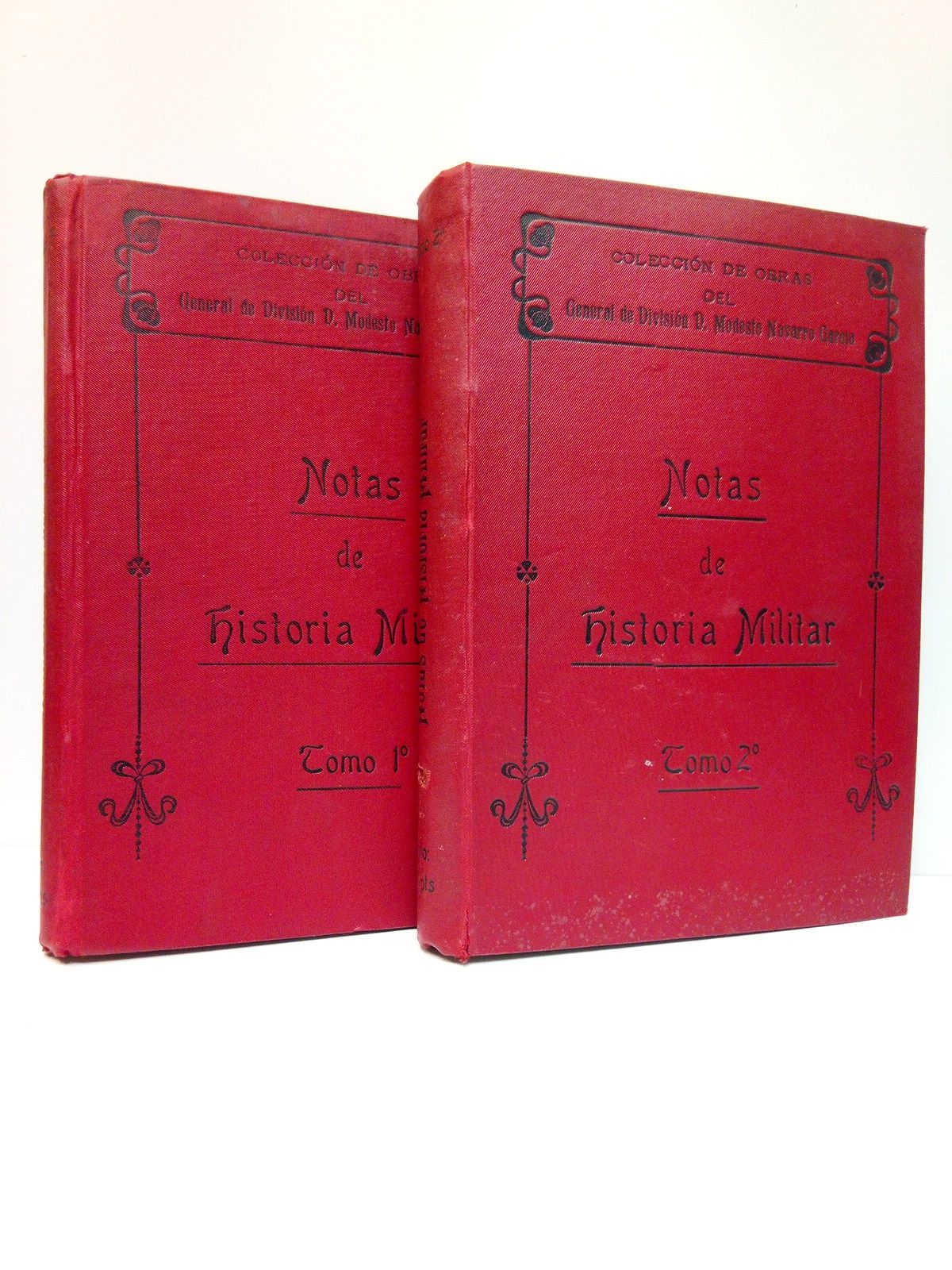 NAVARRO GARCIA, Gral. Modesto (Colabora, Pedro A. Berenguer) - Notas de historia militar. Tomo I: La Antigedad, la Edad media y el Renacimiento; Tomo II: Tiempos modernos, guerras contemporaneas /   En colaboracin con Pedro A. Berenguer
