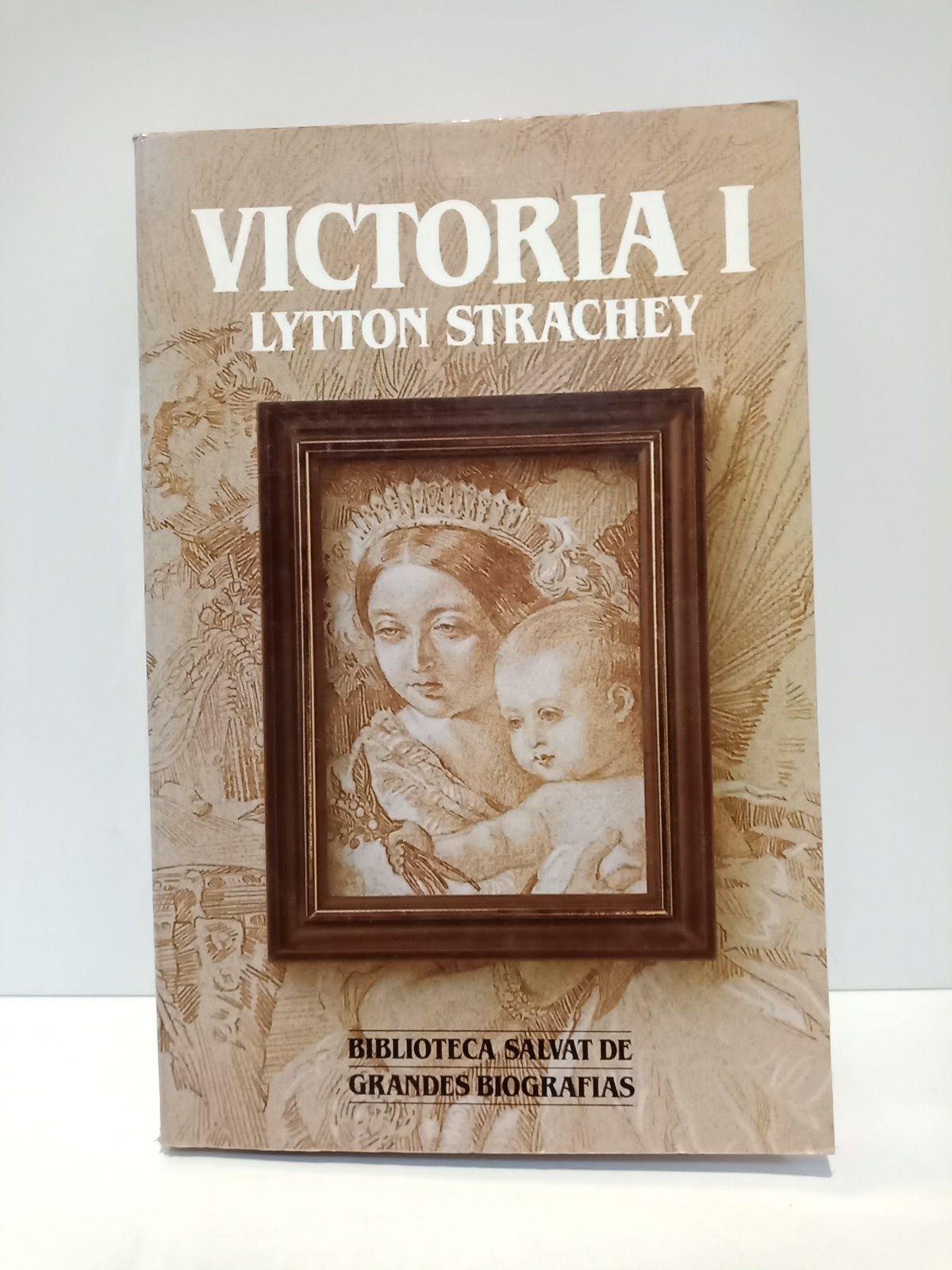 STRACHEY, Lytton - Victoria I