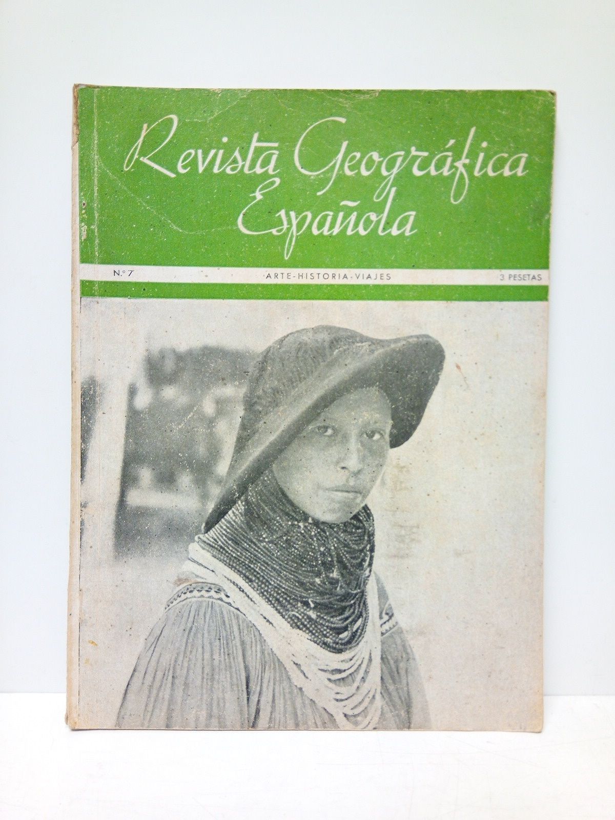 REVISTA GEOGRAFICA ESPAOLA. 7 - [CONTIENE]: Belleza Seminola, por V. Salas; El embrujo de Antigua, por Jos Valle; La fuga y la muerte de Cesar Borgia, por Victoriano Juaristi; Las minas de sal de Wielczka, por el Dr. Frans van Reigersberg Versluys; Una charla con Perez Comendador, por M. Hernandez Sanjun; La diosa del Fuji-Yama, por Surya; Los indios seminolas, por W. Huston; Nieve en las cumbres [tropas de montaa Pirenaicas], por J. R. Ramos; Crnica literaria internacional, por Jos Ugidos