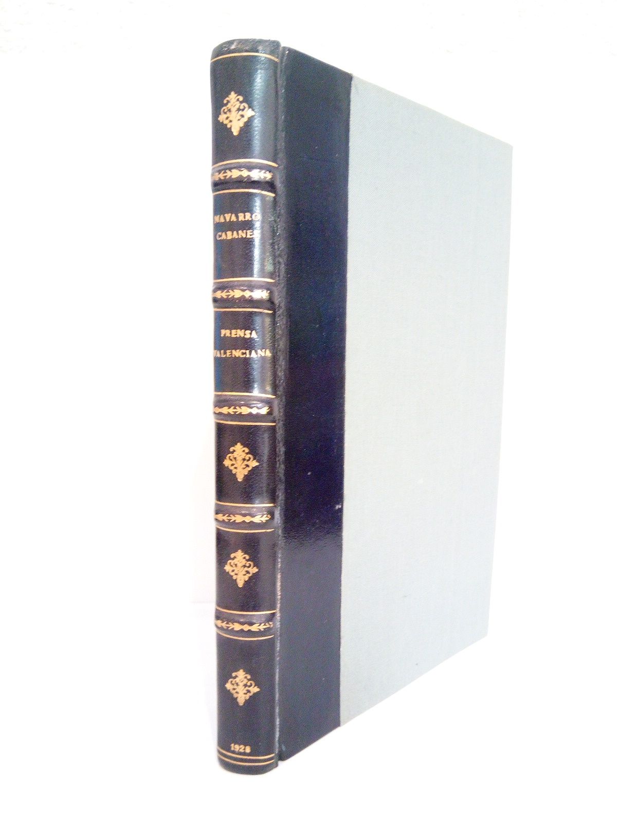 NAVARRO CABANES, Josep - Catalec Bibliografic de la Prensa Valenciana. Escrita en nostra llengua y publicada en Valencia, pobles de la Provincia i per les colonies valencianes en Madrit, Barcelona, Zaragoa I Republiques Americanes. 1586-1927. (Esta obra guanya 'l premit del Ajuntament de Valencia en los Jocs Florals de Lo Rat Penat de 1927)