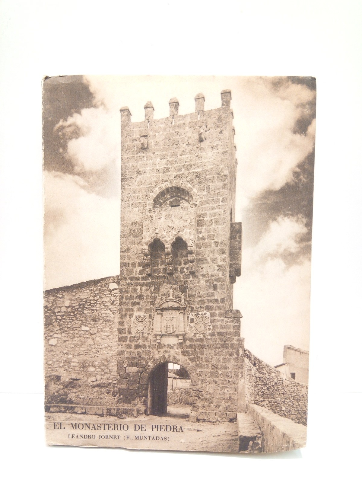 JORNET, Leandro [seud. de 