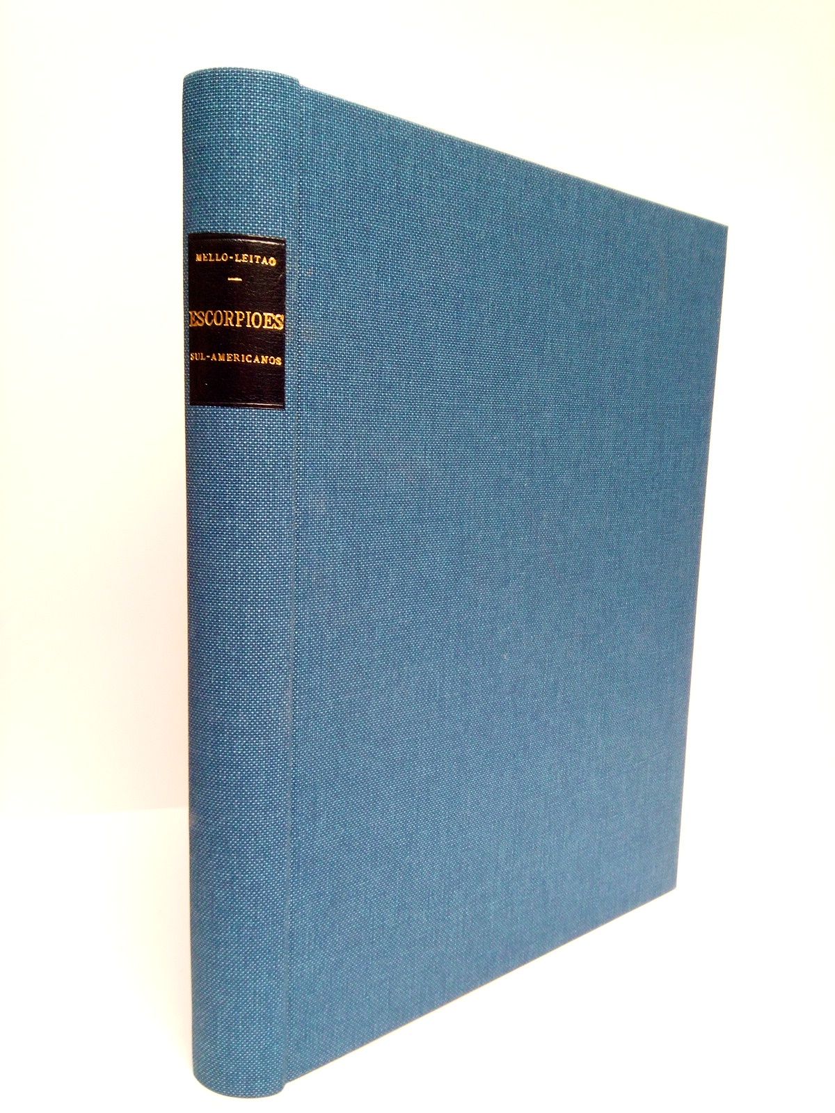 MELLO-LEITAO, C. de - Arquivos do Museu Nacional. Vol. XL.: ESCORPIOES SUL-AMERICANOS