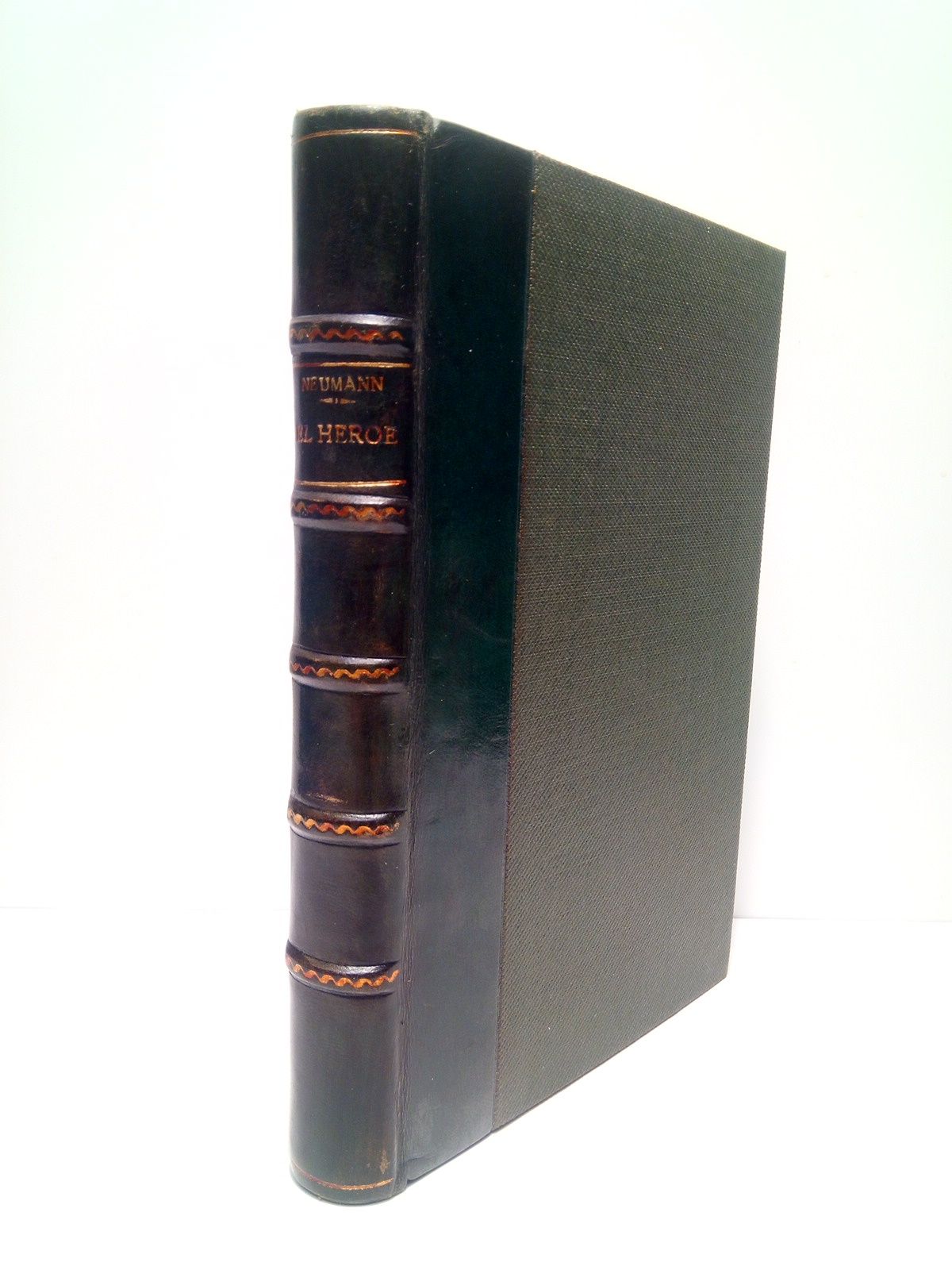 NEUMANN, Alfred - El hroe /  Traducidi del alemn por Ignacio Cataln