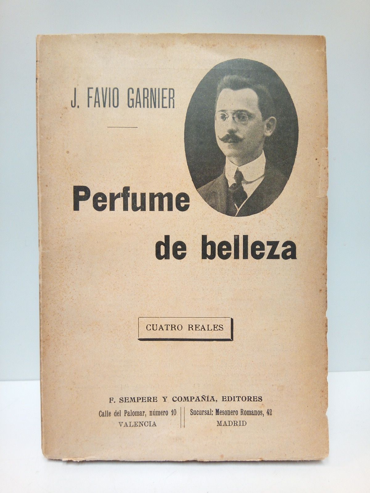 GARNIER, Jos Favio - Perfume de belleza