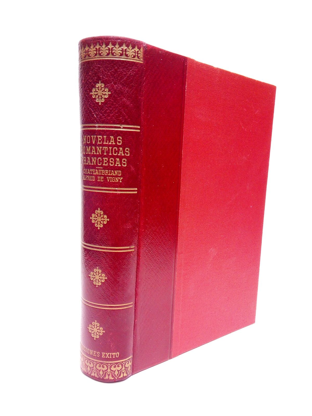 CHATEAUBRIAND, Franois Ren de y Alfred de Vigny - Atala - Ren; Las aventuras del ltimo Abencerraje, por F. R. de Chateaubriand / Servidumbre y grandeza militares, por Alfred de Vigny /  Versin espaola de las tres novelas, por Eduardo Rey Millet
