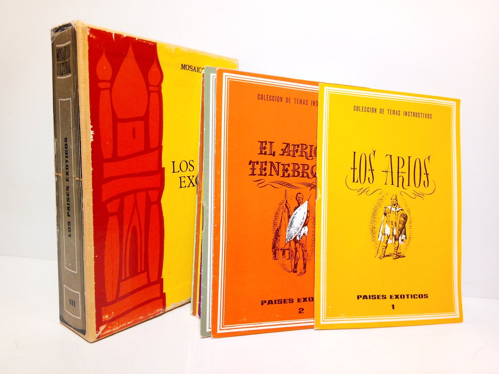 EDICIONES DELBLAN - Coleccin de Temas Instructivos: PAISES EXOTICOS. [22 Nos.]