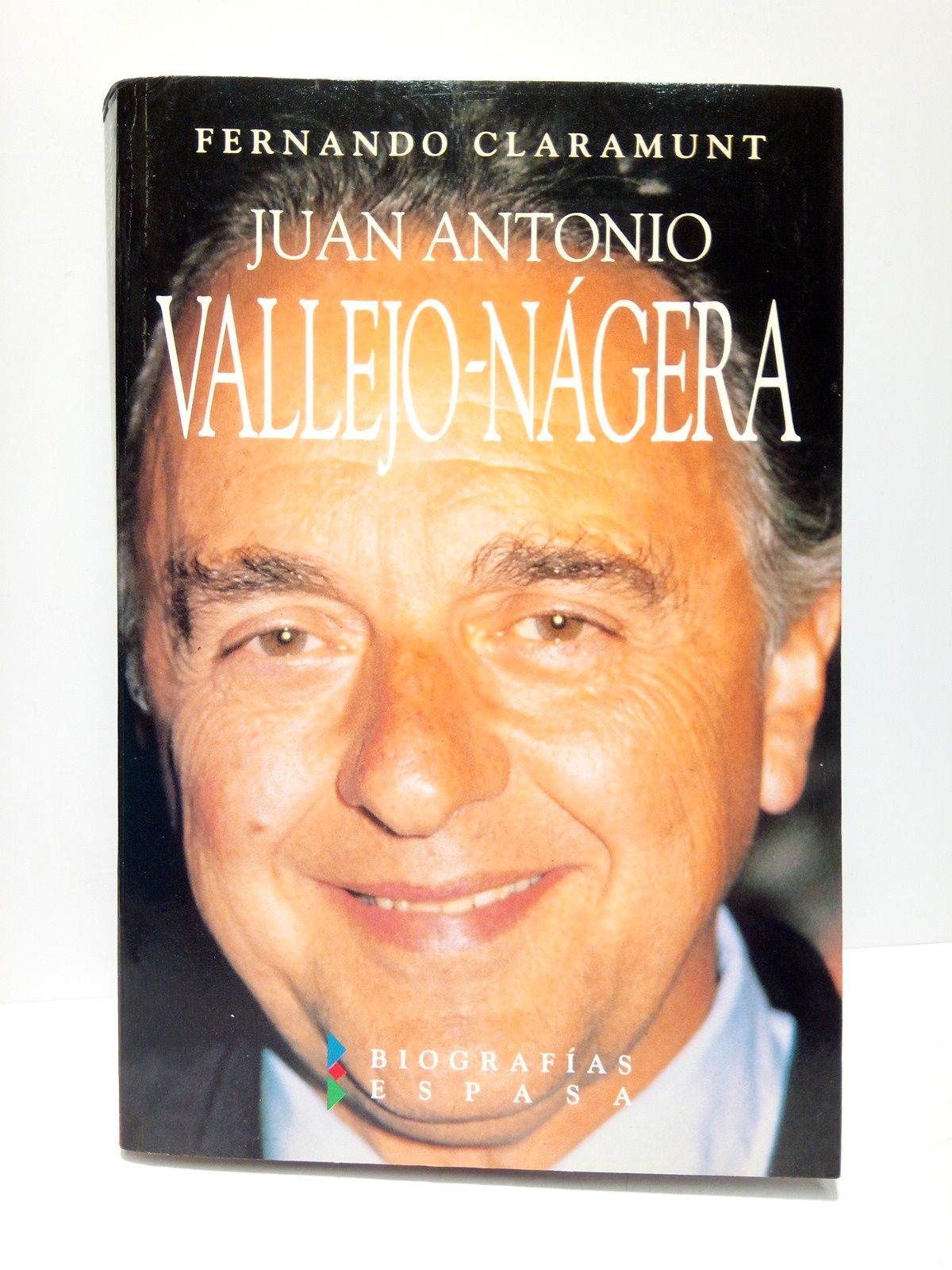 CLARAMUNT, Fernando - Juan Antonio Vallejo-Njera, la dificil serenidad