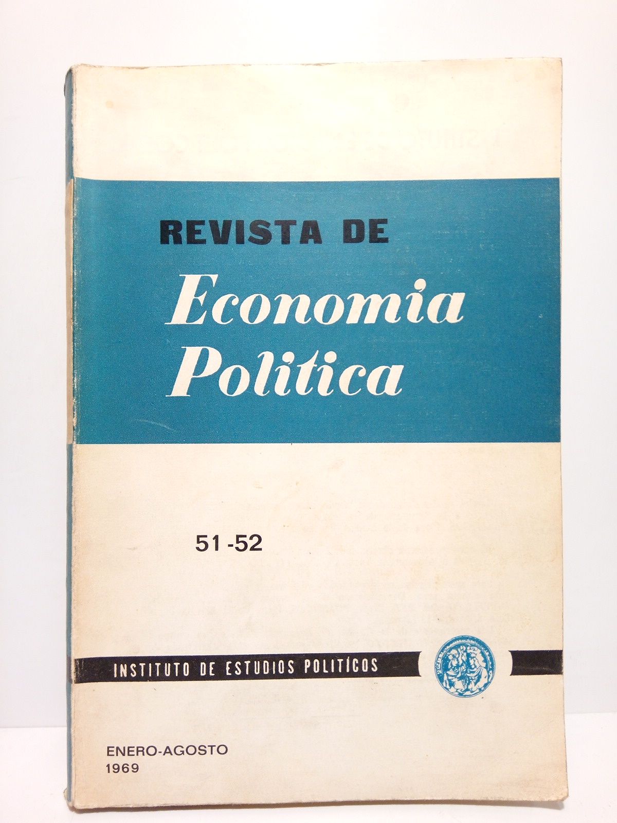REVISTA DE ECONOMIA POLITICA. VARIOS - Revista de Economa Poltica. N 51-52 Enero-Agosto de 1969. [Dedicado esencialmente a temas fiscales]. CONTIENE:  La Contribucin General sobre la Renta en los aos 1953-54, por Cesar Albiana (pags. 7 a 543); La elasticidad de sustitucin entre factores de produccin, por Andrs Vzquez Prez (pags. 545 a 612);  La poltica de tipos de inters en los pases en vas de desarrollo, por Higinio Pars Eguilaz (pags. 613 a 632). Sigue resea de libros