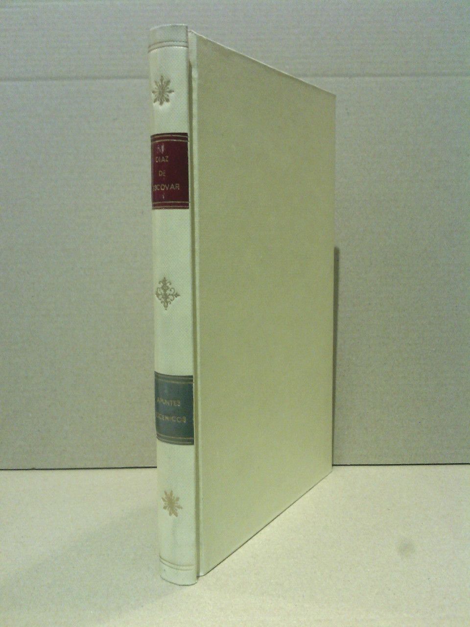 DIAZ DE ESCOVAR, Narciso - Apuntes escnicos cervantinos o sea: Un estudio histrico, bibliogrfico, y biogrfico de las Comedias y Entremeses escritos por Miguel de Cervantes Saavedra, con varias de sus opiniones sobre las comedias y los cmicos y noticias de los comediantes que debi conocer o mencion en sus libros inmortales